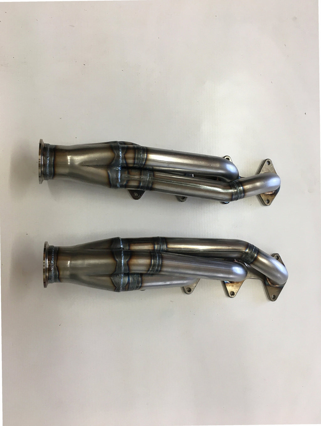 5.4 3 V Facing Forward Headers — passenger-side header with V-band flange and merge collector