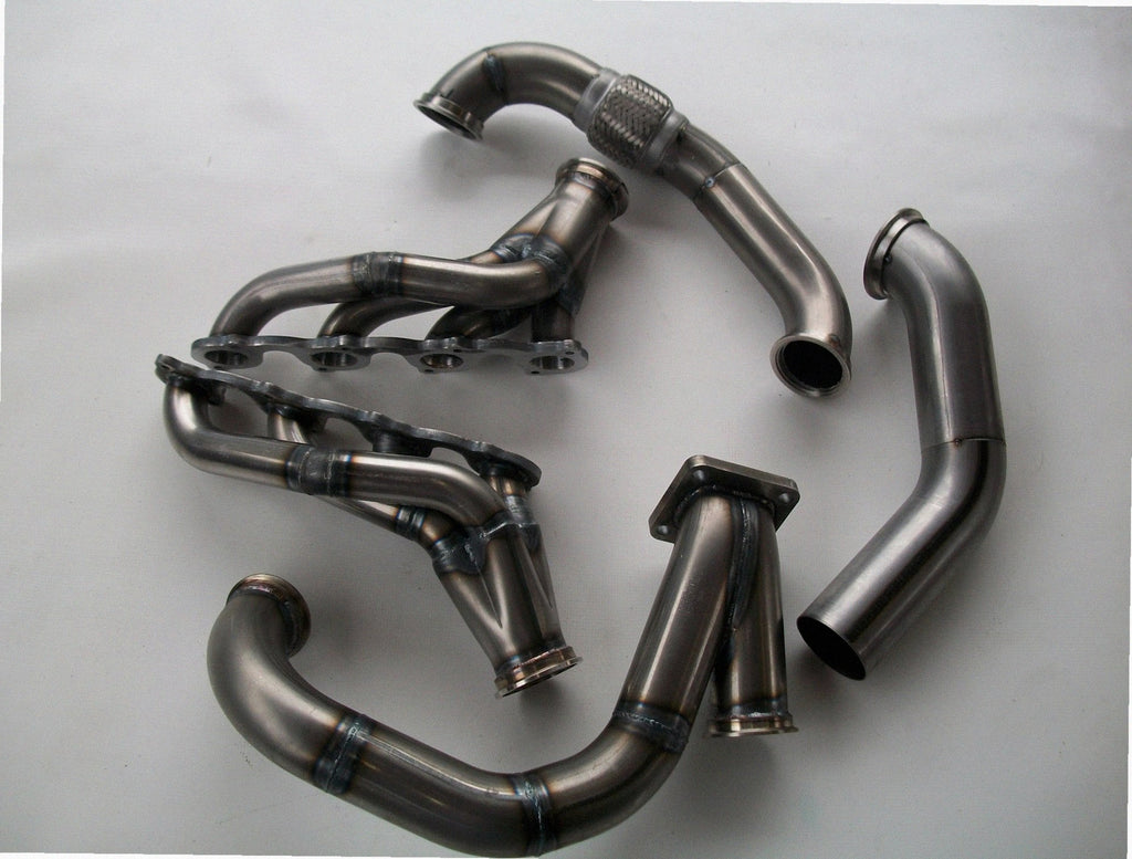 4.6 2V Turbo Street / Drag Kit — detail view of merge collector, flex bellow joint, and V-band connection