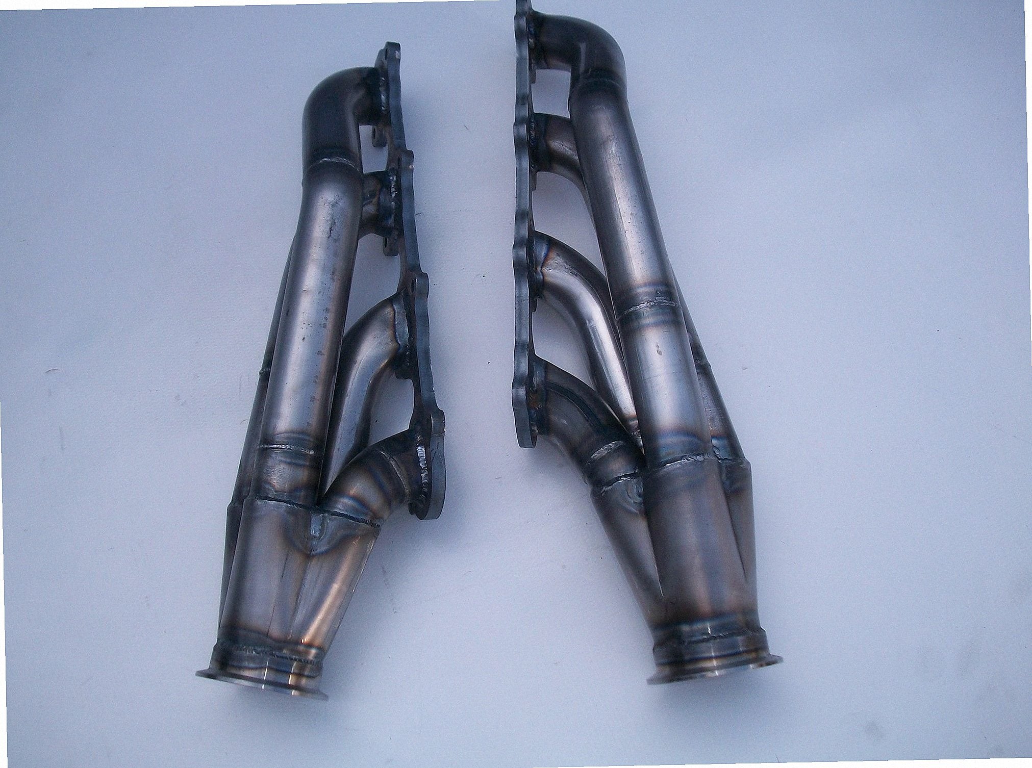 5.4 2V Racing Headers — passenger-side header with V-band flange and merge collector