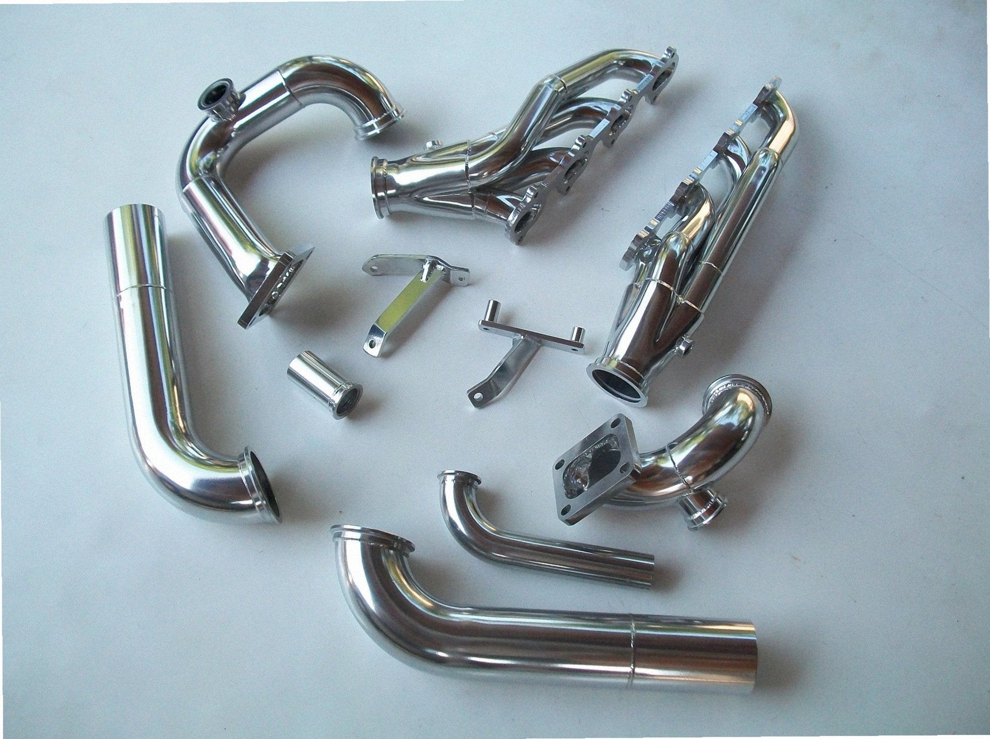 4.6 2V Twin Turbo Hotside — passenger-side header with V-band flange and merge collector