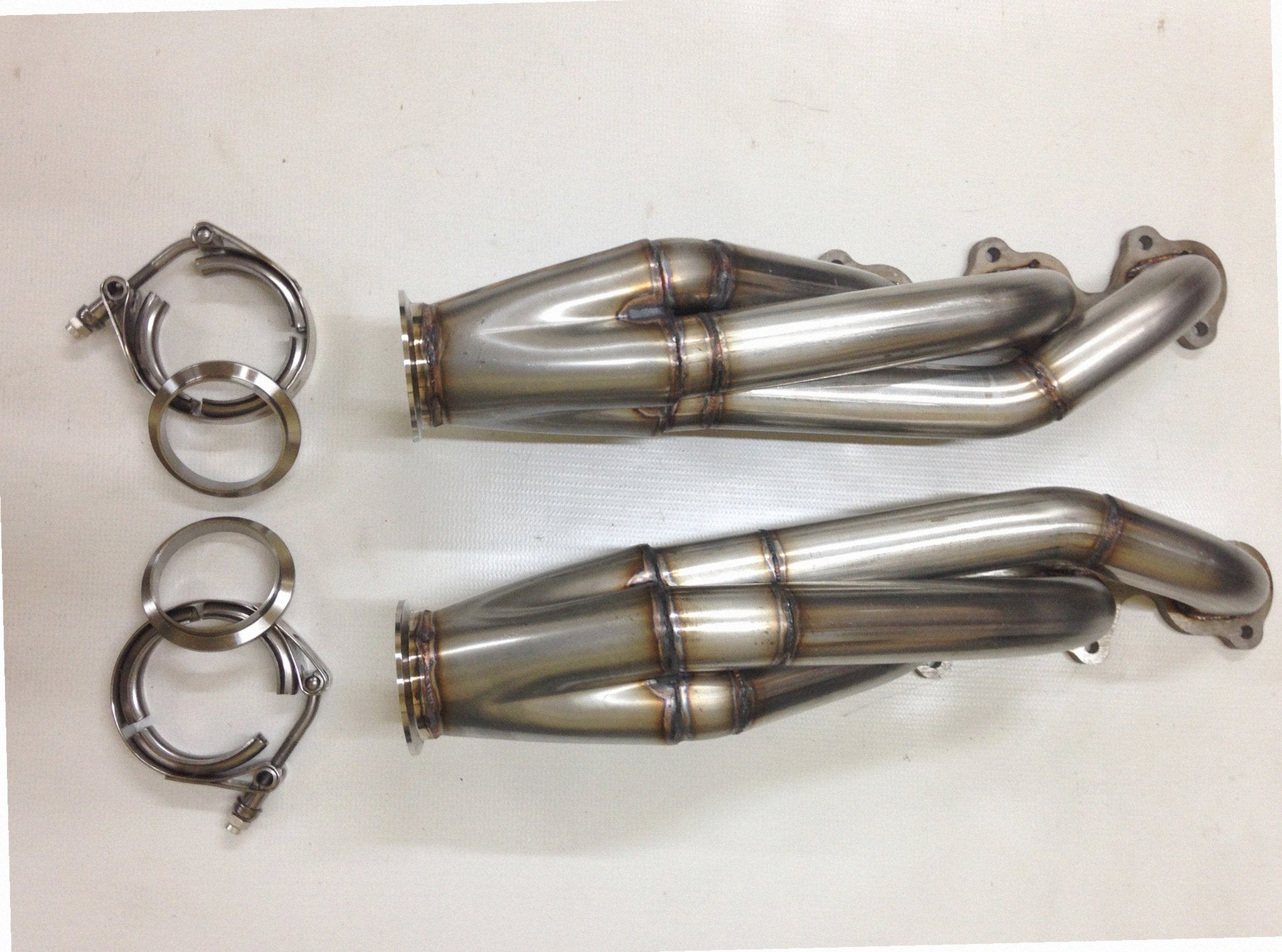 4.6 4V Facing Forward Headers — passenger-side header with V-band flange and merge collector