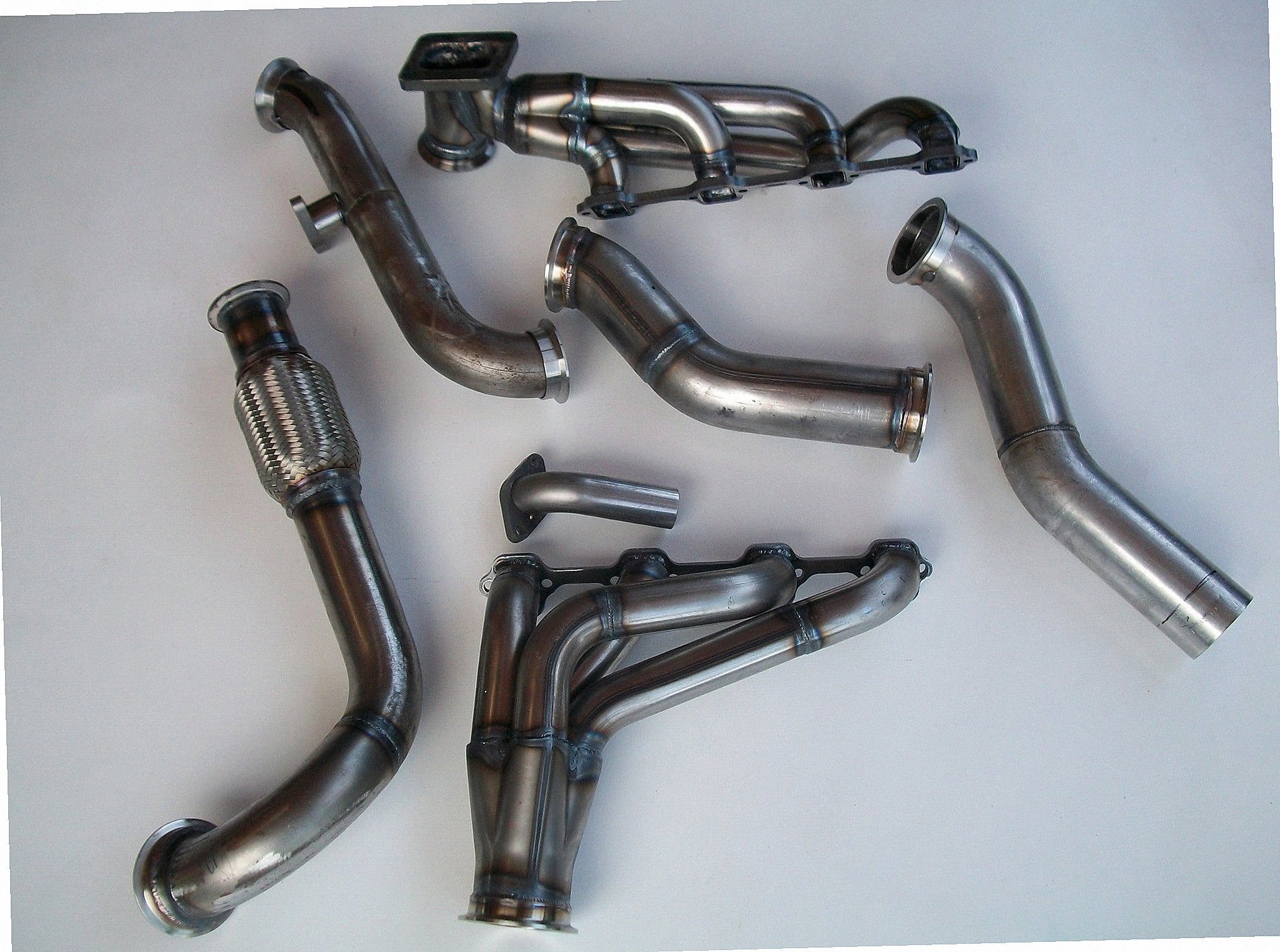 5.0 Mustang Turbo Kit — passenger-side header with V-band flange and merge collector
