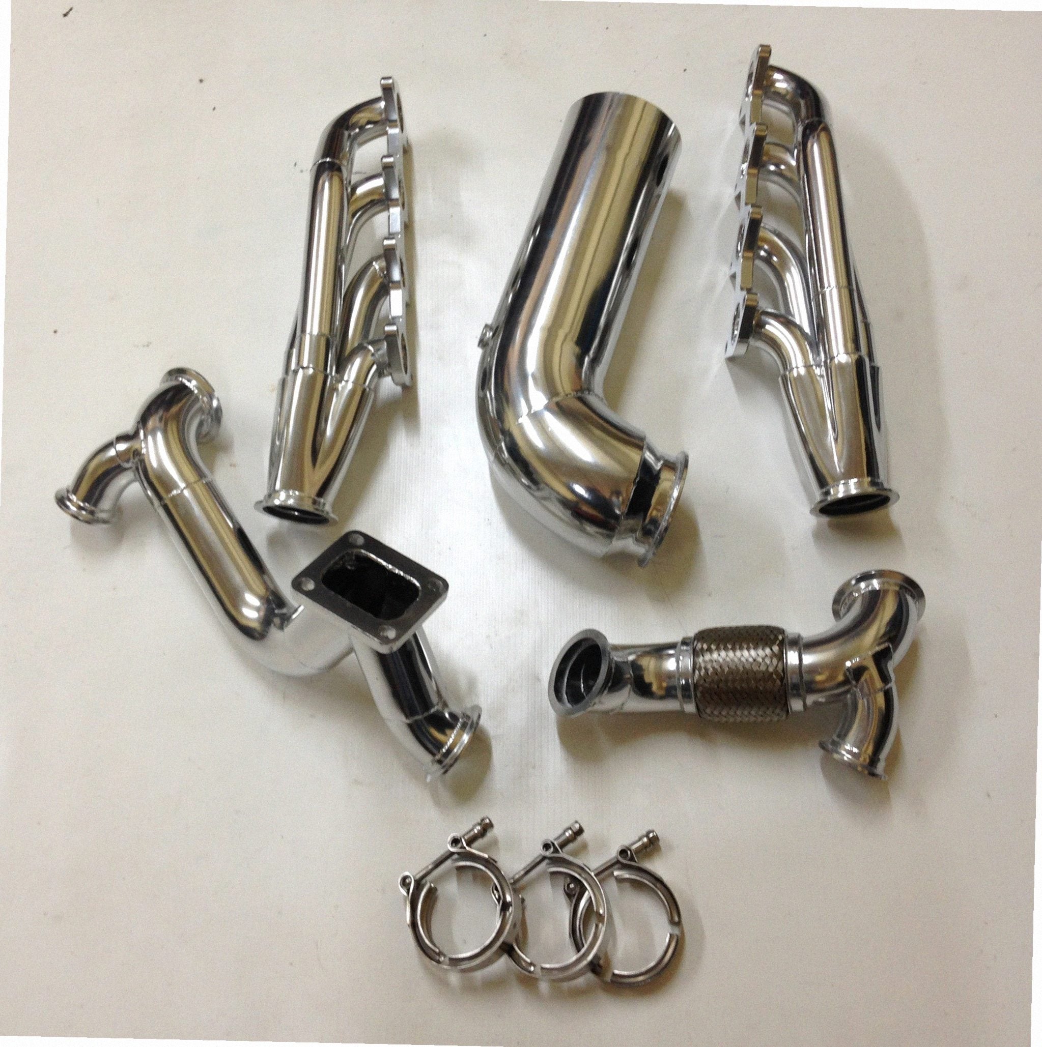 3V Racing Kit — detail of crossover pipe, flex bellow, or starter downpipe