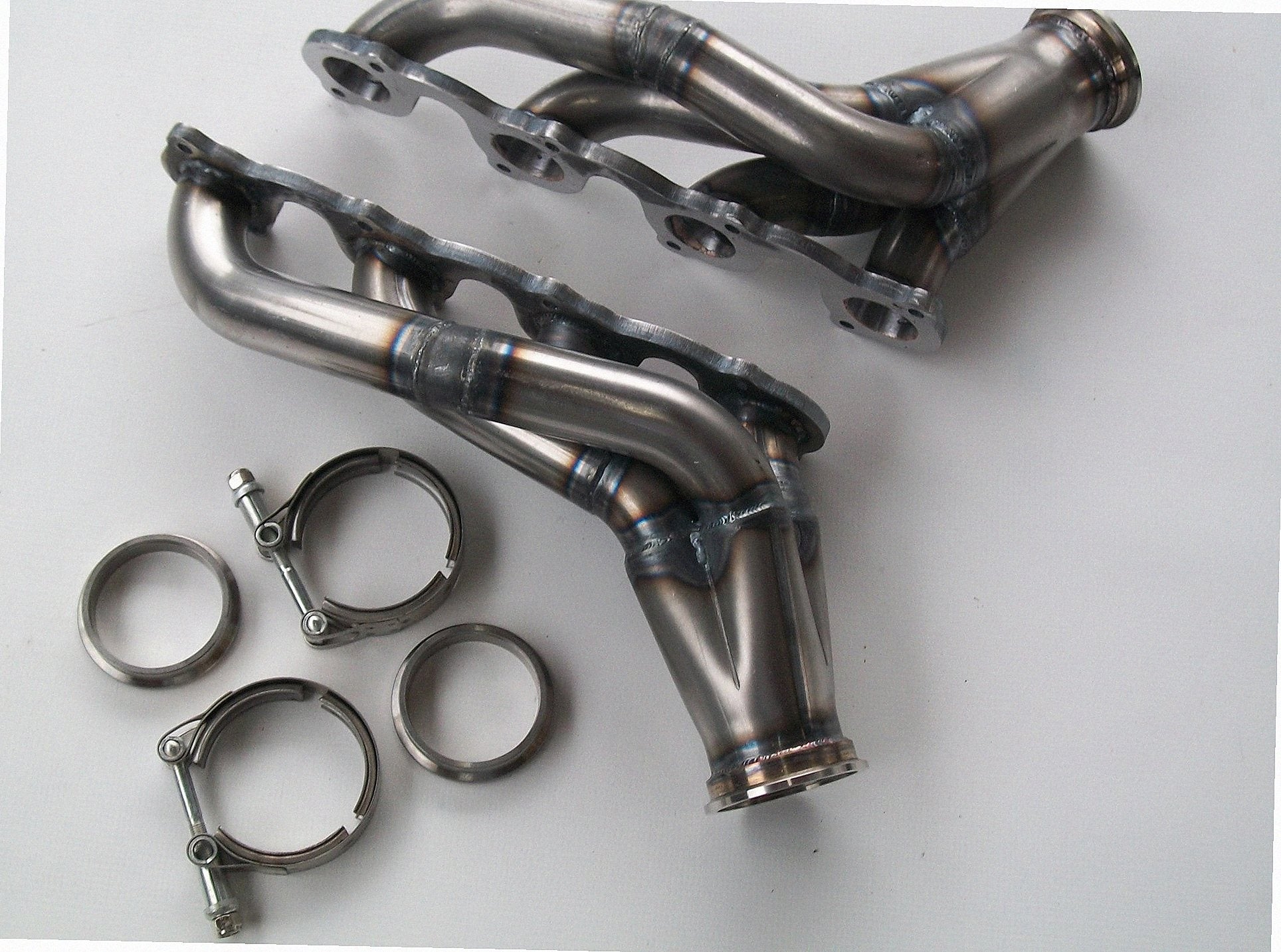 4.6 2V Turbo Headers — detail view of merge collector, flex bellow joint, and V-band connection