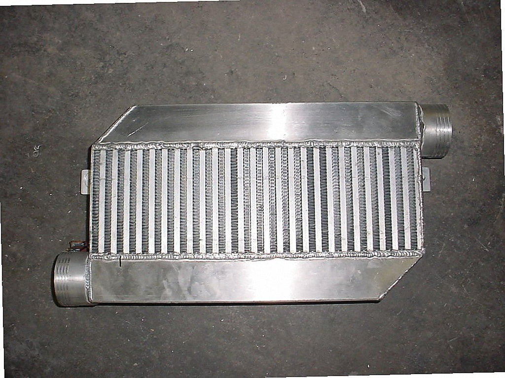 L S - 1 Intercooler — TIG-welded aluminum end tank with charge pipe stubs