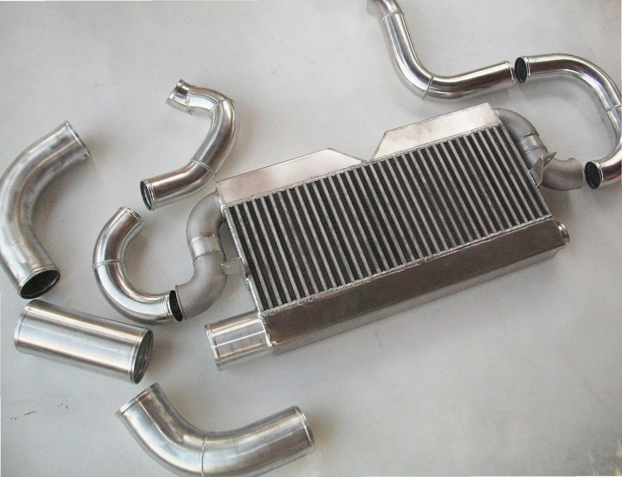 Twin Turbo 2V Intercooler Kit — additional cold-side piping component